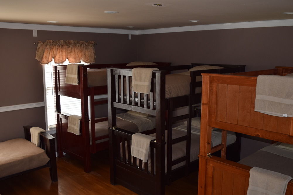 The Anderson Estates Hostel Лос Анджелис Екстериор снимка